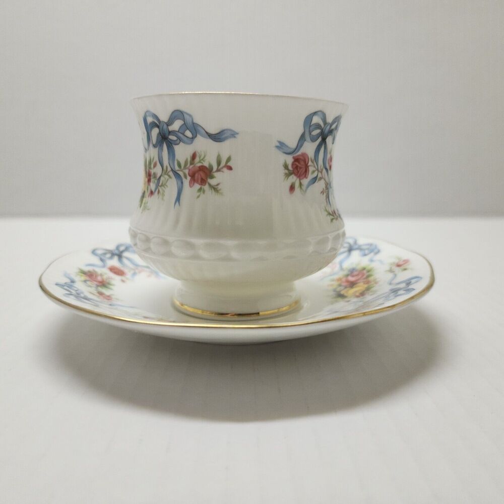 Vintage Rosina Queens England  Happy Anniversary Cup & Saucer Roses Bone China - Picture 5 of 8